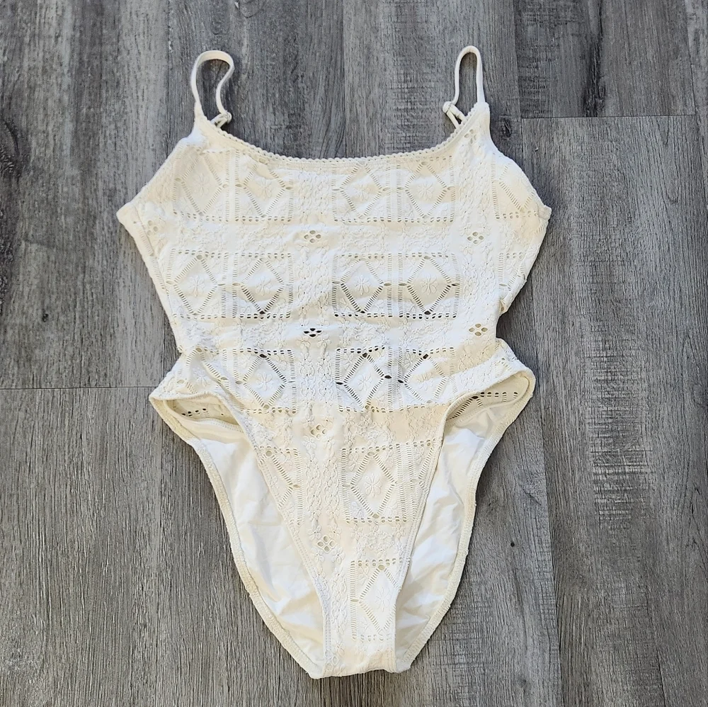 New!Frankie's Bikinis Juliet Cheeky‎ One Piece Swimsuit